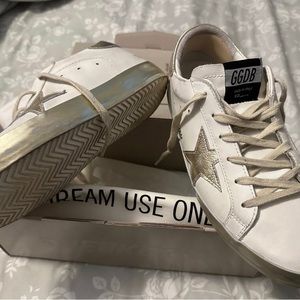 Golden Goose Super Star sneakers - almost new! Sz 40